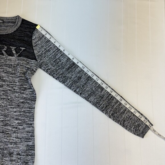 KARV Sweater Pullover Long Sleeve Women Size M Black & White Mesh Canada EUC - Picture 8 of 8